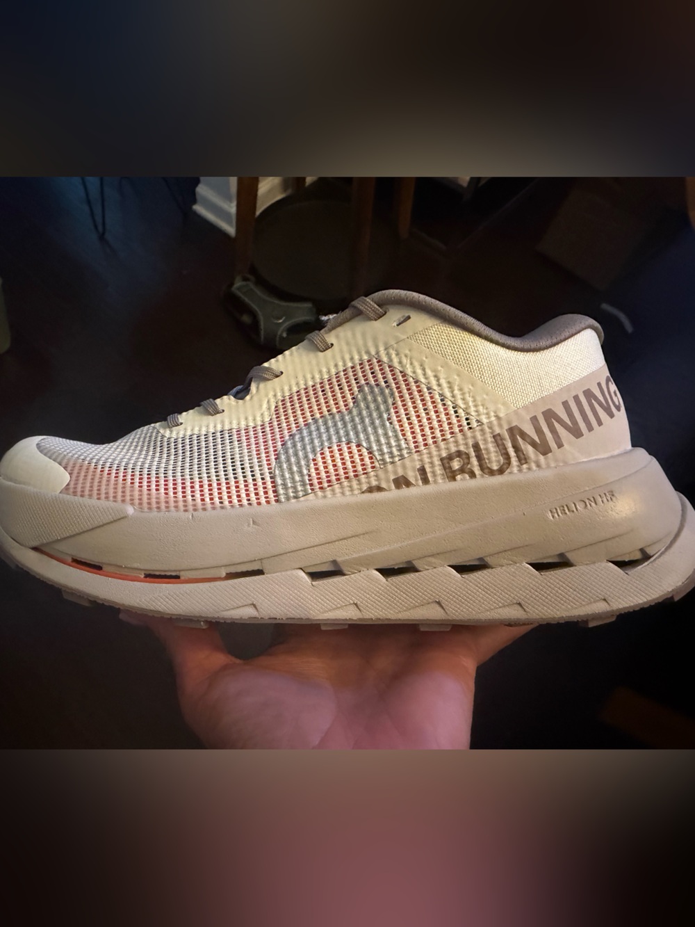 NWT ON Running Cloudmonster Pro White/Gray Running Shoe